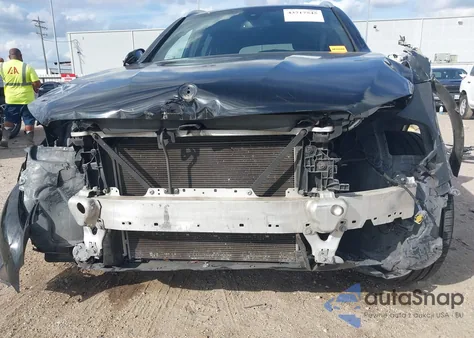 2019 Mercedes-Benz Glc 300 from USA, damaged, VIN WDC0G4JB4KV118247